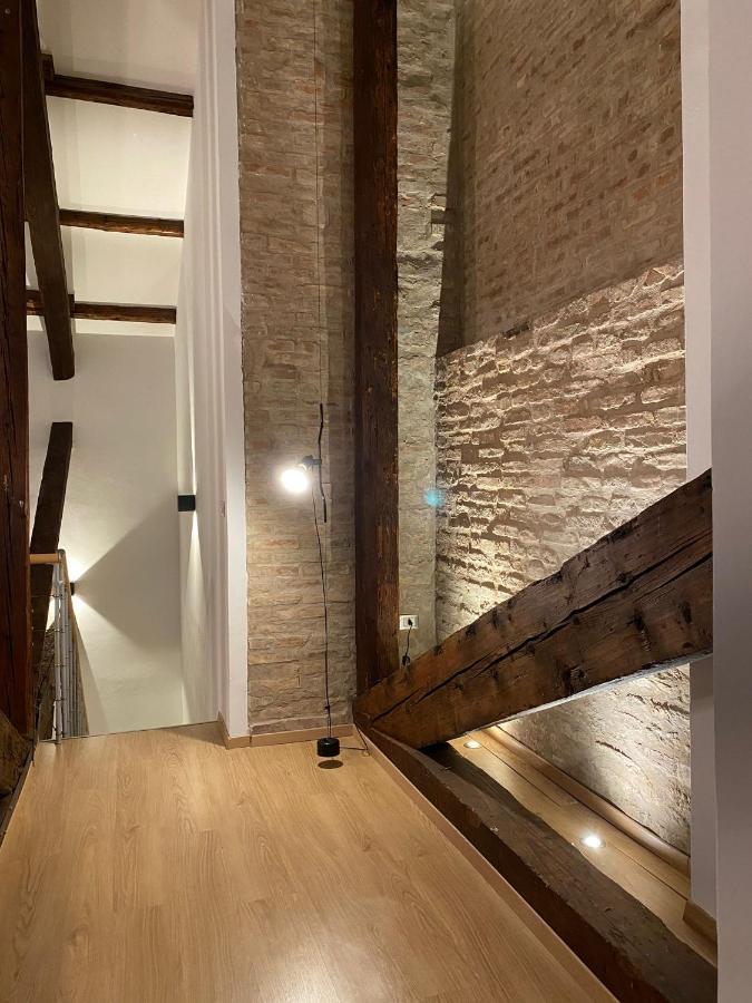 Sacrati 39 Apartment Ферара Екстериор снимка