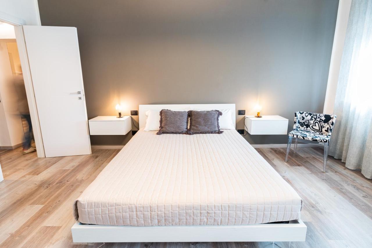 Sacrati 39 Apartment Ферара Екстериор снимка